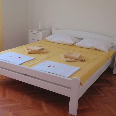 Lumbrela Apartments Starigrad Paklenica Eksteriør bilde