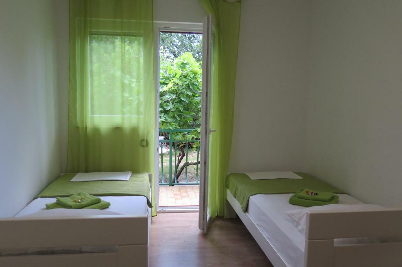 Lumbrela Apartments Starigrad Paklenica Eksteriør bilde