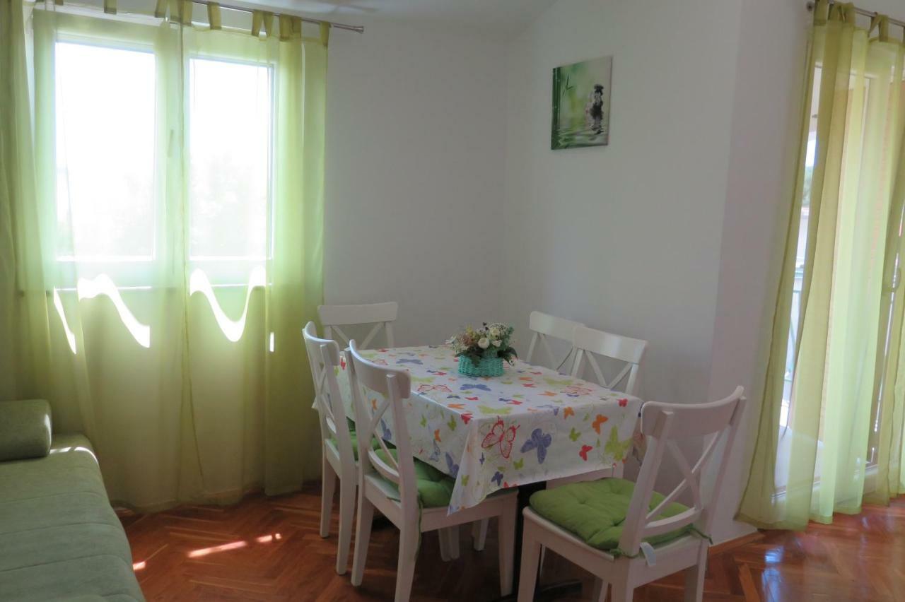 Lumbrela Apartments Starigrad Paklenica Eksteriør bilde